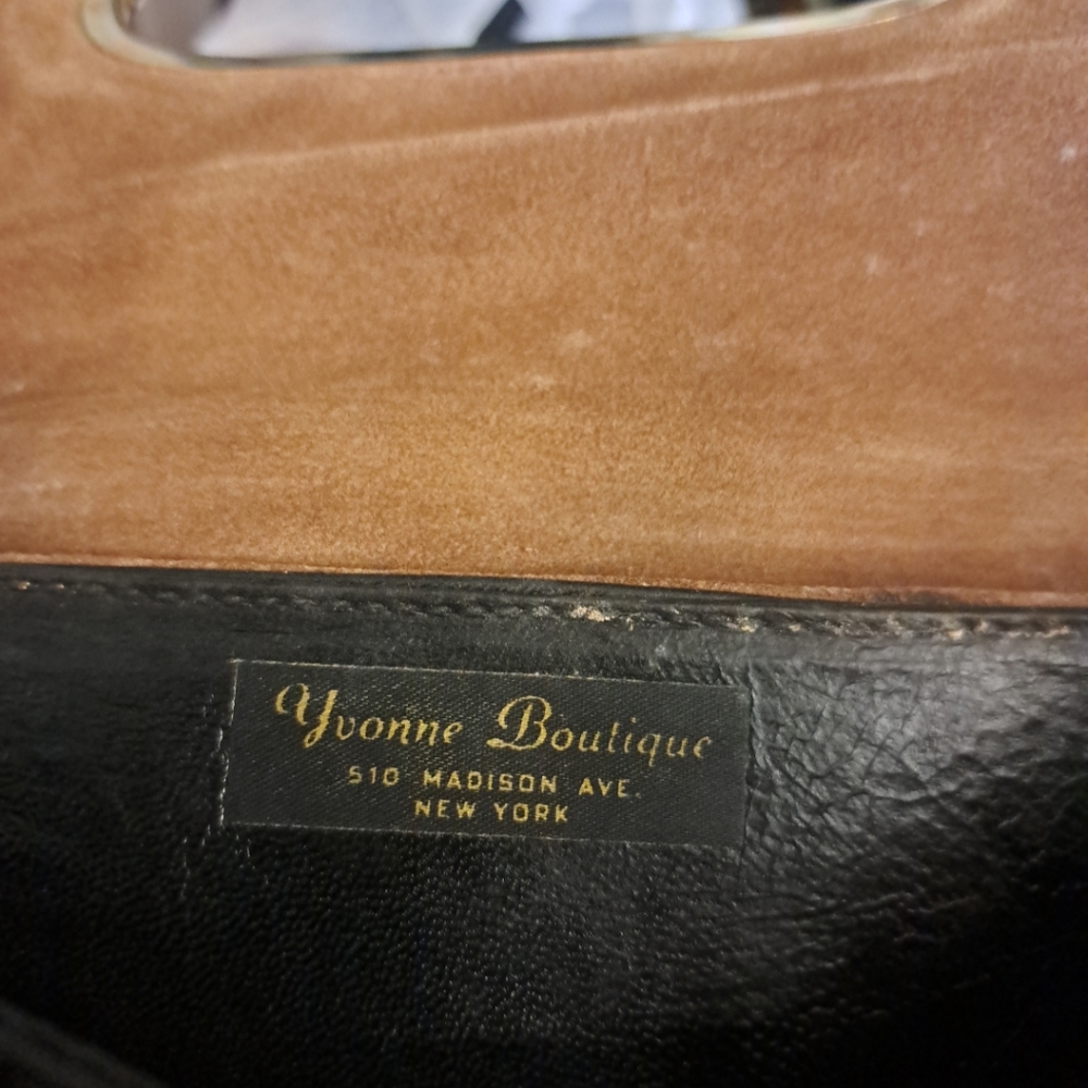 Vintage Yvonne Boutique Camel Colored Suede bag - Picture 12 of 16